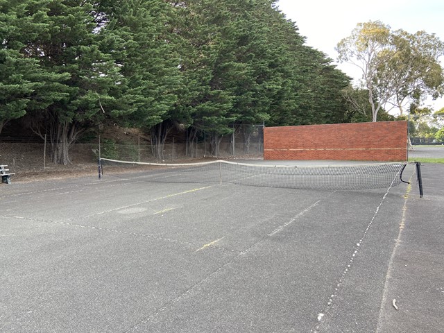 Mount Waverley Reserve Free Public Tennis Court (Mount Waverley)