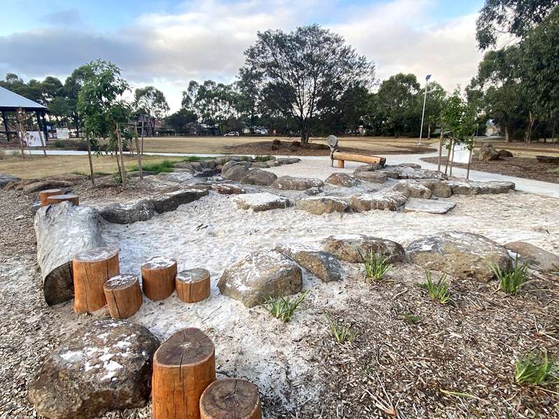 Navan Park Playground, Centenary Avenue, Melton West
