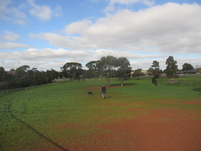 Navan Park Fenced Dog Park (Melton West)