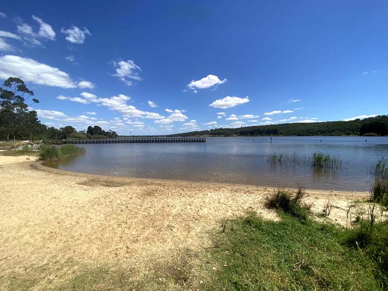 Newborough - Lake Narracan