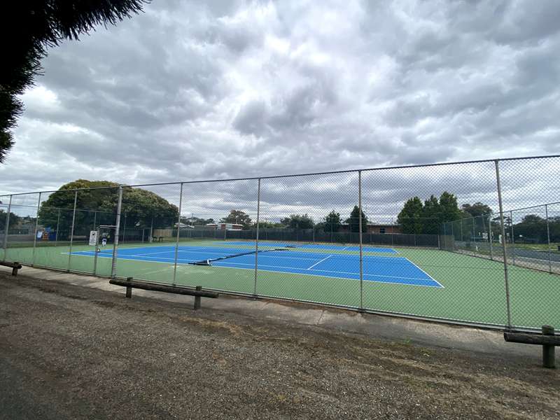 Newcomb Tennis Club