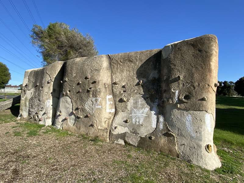 Nick Ascenzo Reserve Playground, Waratah Street, Thomastown