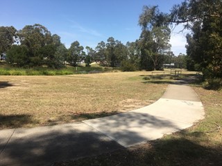 Nillumbik Park Dog Off Leash Area (Diamond Creek)