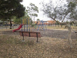 Noble Street Playground, Newtown