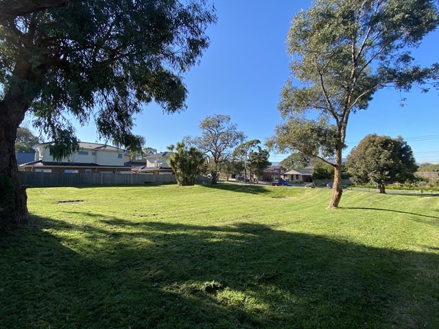 Norfolk Avenue Dog Off Leash Area (Wantirna South)