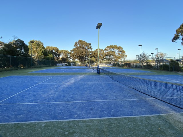 Northcote Aquatic & Recreation Centre Tennis Courts (Northcote)