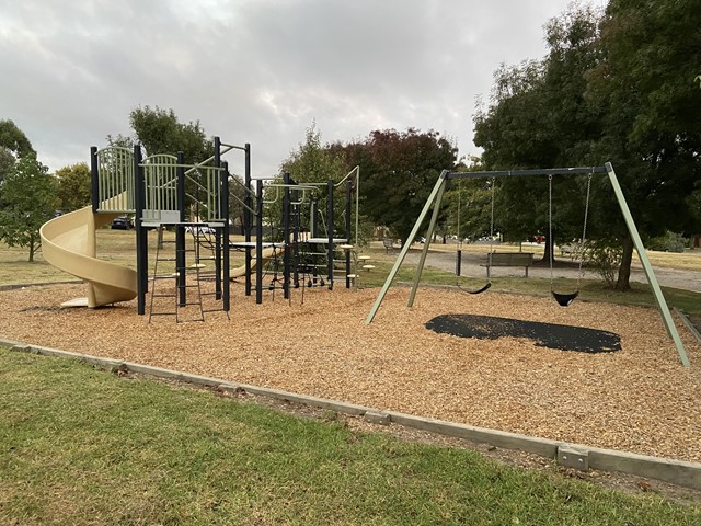 Norwegian Way Playground, Narre Warren South