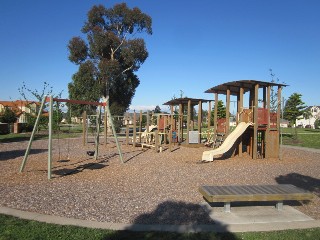 Oakview Parade Reserve Playground, Merrigum Crescent, Caroline Springs