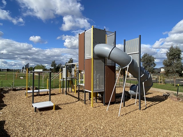 Orbis Avenue Playground, Fraser Rise