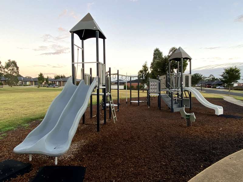Paige Avenue Playground, Traralgon