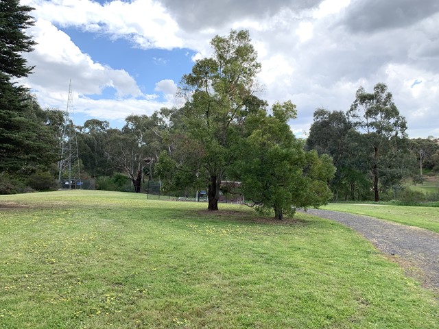 Palara Court Reserve Dog Off Leash Area (Montmorency)