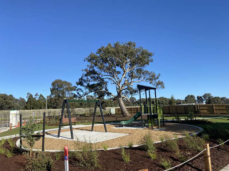 Parklands Drive Playground, Thomastown