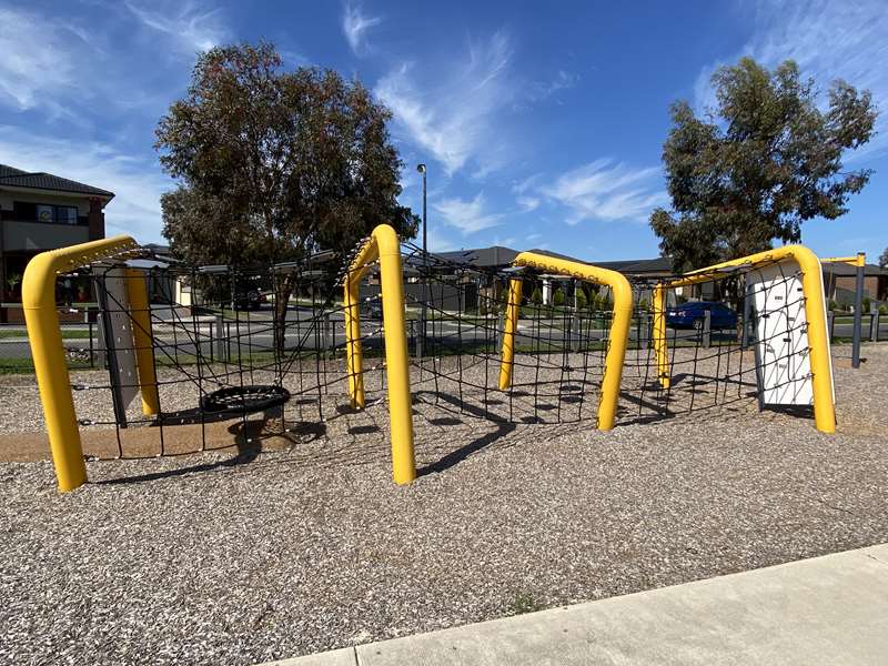 Parklink Way Playground, Cranbourne East