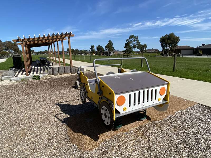 Parklink Way Playground, Cranbourne East