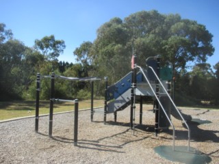 Paul Park Playground, Paul Crescent, Epping