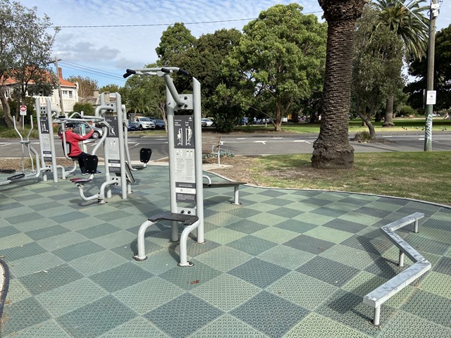 Peanut Farm Reserve Outdoor Gym (St Kilda)