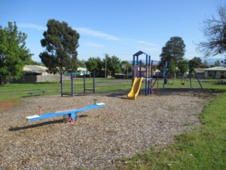 Phillip Street Playground, Moe