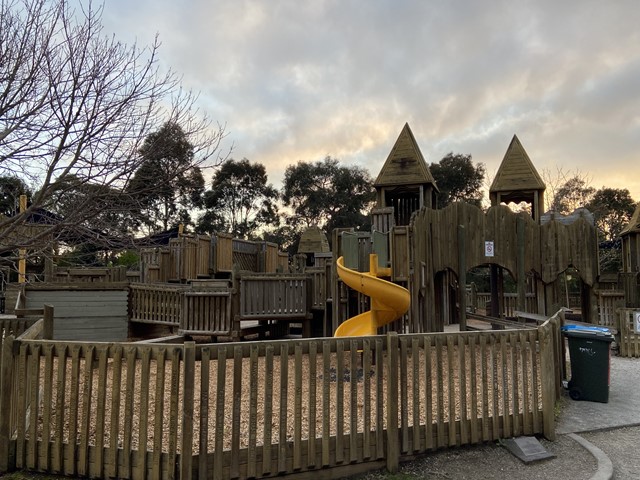 Phoenix Park Neighbourhood House (East Malvern)