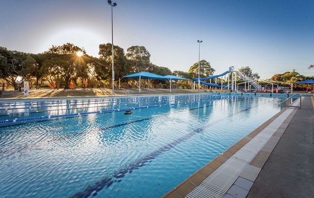 Pines Forest Swimming Centre (Frankston North)