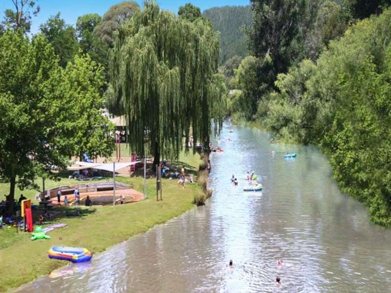 Porepunkah - River Reserve River Pool (Ovens River)