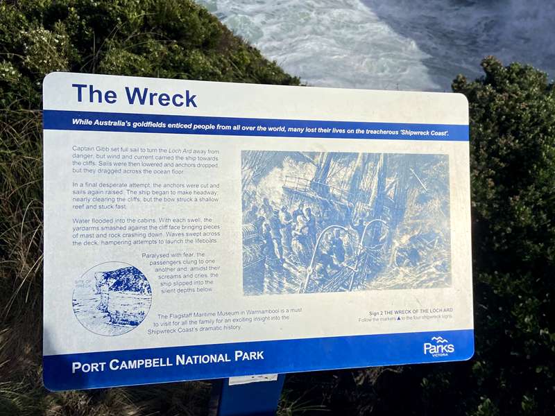 Port Campbell - Island Arch Lookout