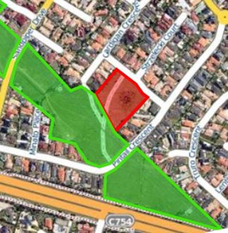 Power Easement (Sandpiper Dr - Melton Hwy) Dog Off Leash Area (Taylors Lakes)