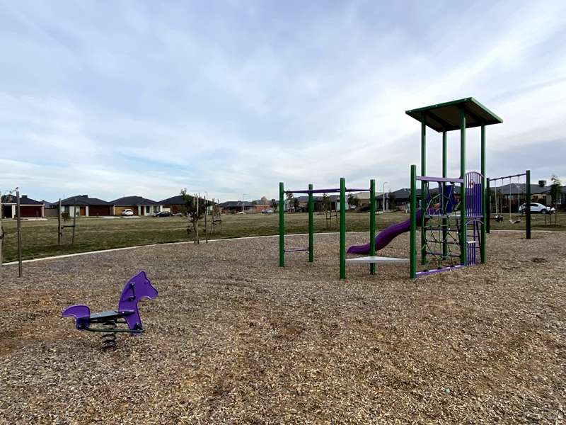 Presentation Boulevard Playground, Winter Valley