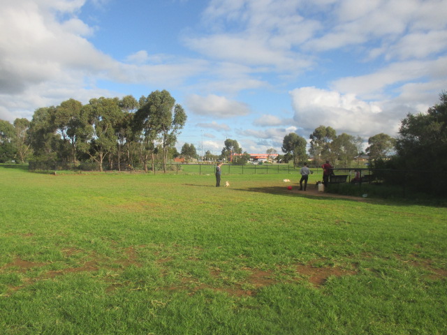 Presidents Park Fenced Dog Park (Wyndham Vale)