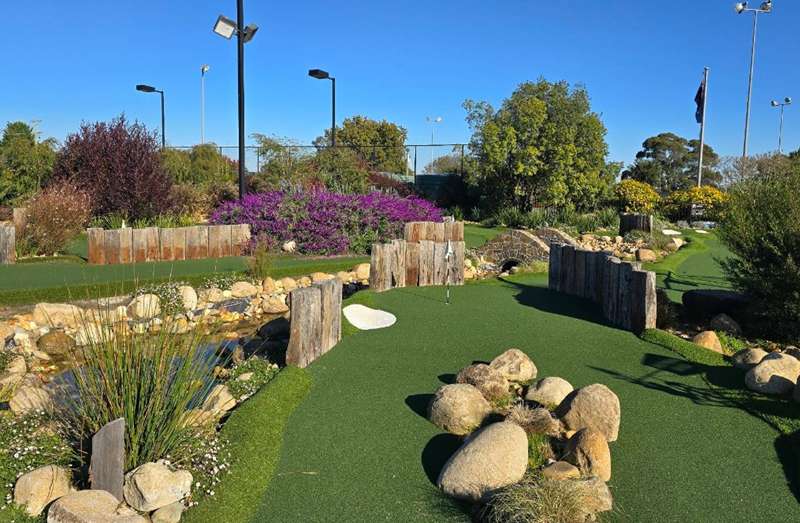 Puttz Mini Golf (Chirnside Park)