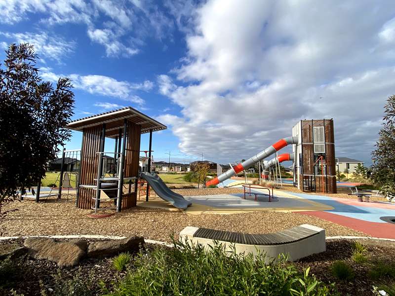 Quaid Park Playground, Wilderness Road, Fraser Rise