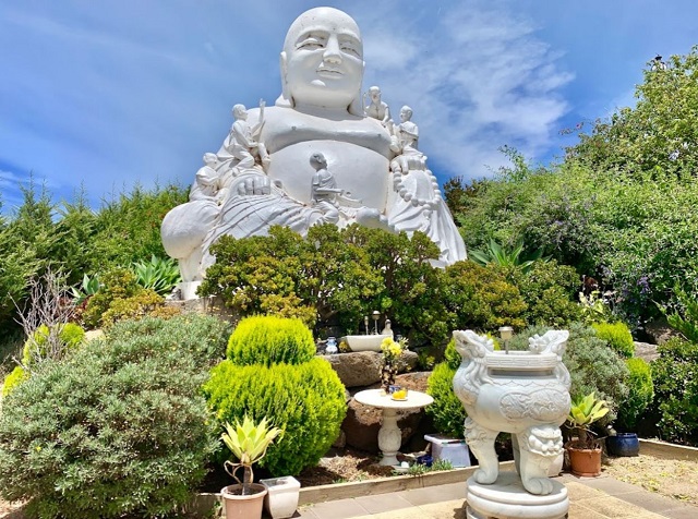 Quang Minh Buddhist Temple (Braybrook)