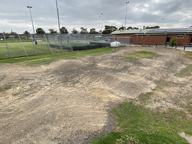 Quarry Park Mountain Bike Trails (Footscray)