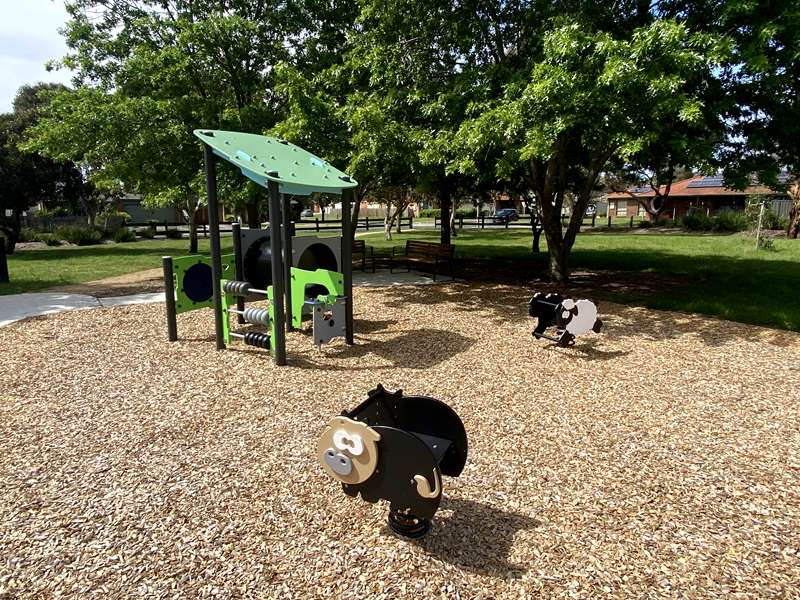 Raisell Reserve Playground, Linda Drive, Cranbourne West