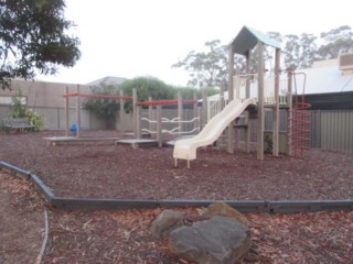 Rampling Way Playground, Nerrina