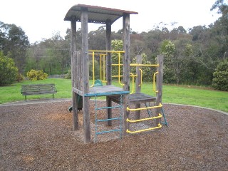 Ramptons Road Playground, Eltham North