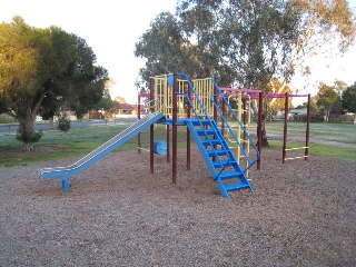 Ramu Parade Playground, Heidelberg West