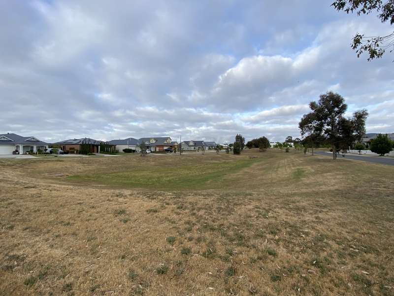 Rangeview Park Dog Off Leash Area (Riddells Creek)