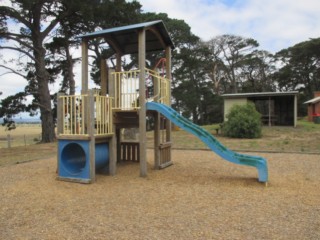 Red Rock Reserve Playground, Bayens Road, Alvie