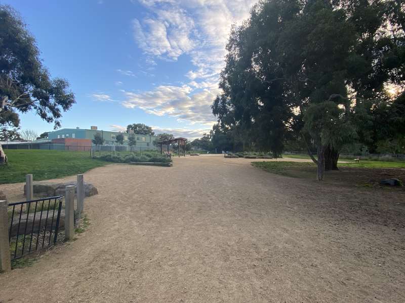 Redleap Reserve Fenced Dog Park (Mill Park)