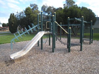 Regent Avenue Playground, Springvale