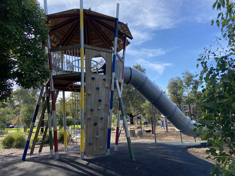 Riverside Park Playground, Fawkner Street, Aberfeldie