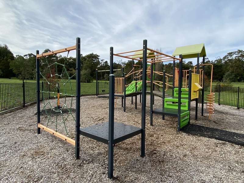 Robinson Road Reserve Playground, Crawley Road, Narre Warren North