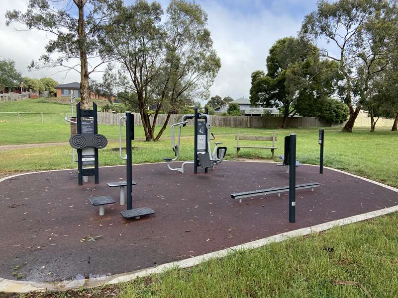 Romsey - Five Mile Creek Outdoor Gym