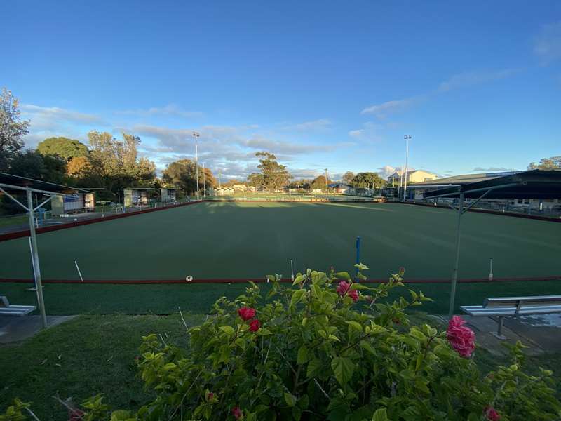 Rosebud Beach Community Bowls Club (Rosebud)