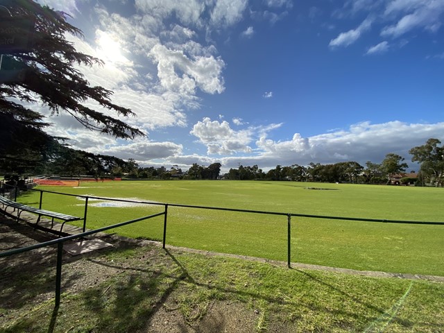 Royal Park (Poplar Oval) Dog Off Leash Area (Parkville)