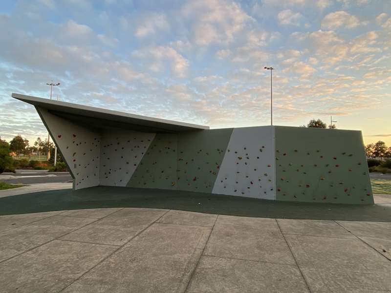 Saltwater Reserve Bouldering Wall (Point Cook)