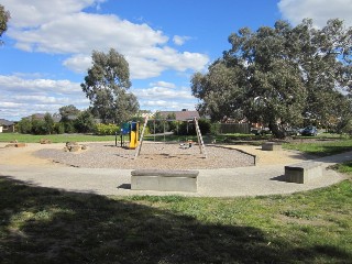 Sandover Drive Playground, Roxburgh Park