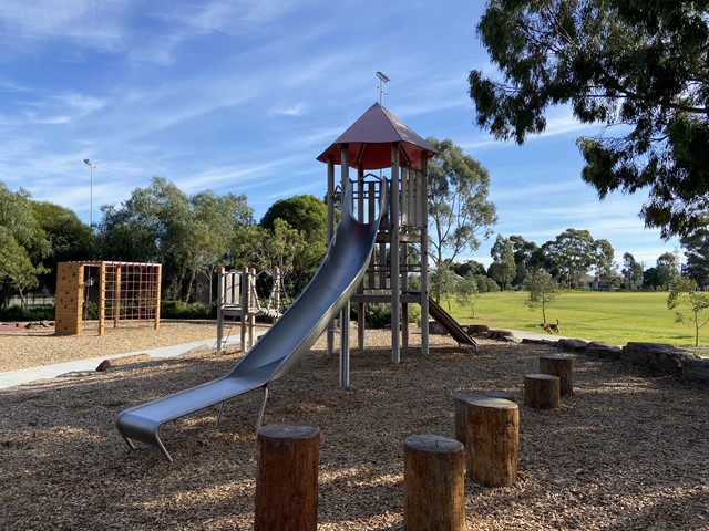 Selwyn Park Playground, Selwyn Street, Albion