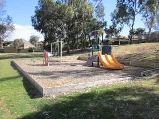 Shankland Reserve Playground, Ravenhill Boulevard, Roxburgh Park