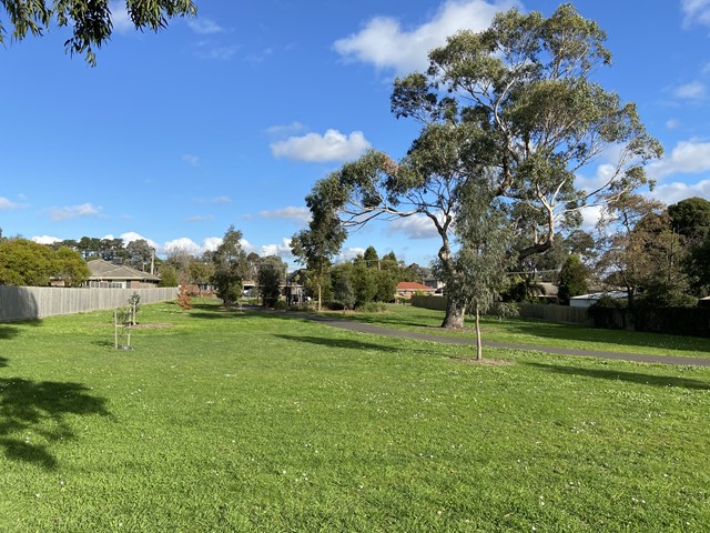 Sheppard Reserve Dog Off Leash Area (Scoresby)